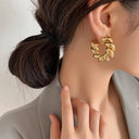 UMA-EARRING